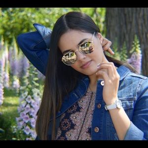 Meet your Posher, Stefhanie